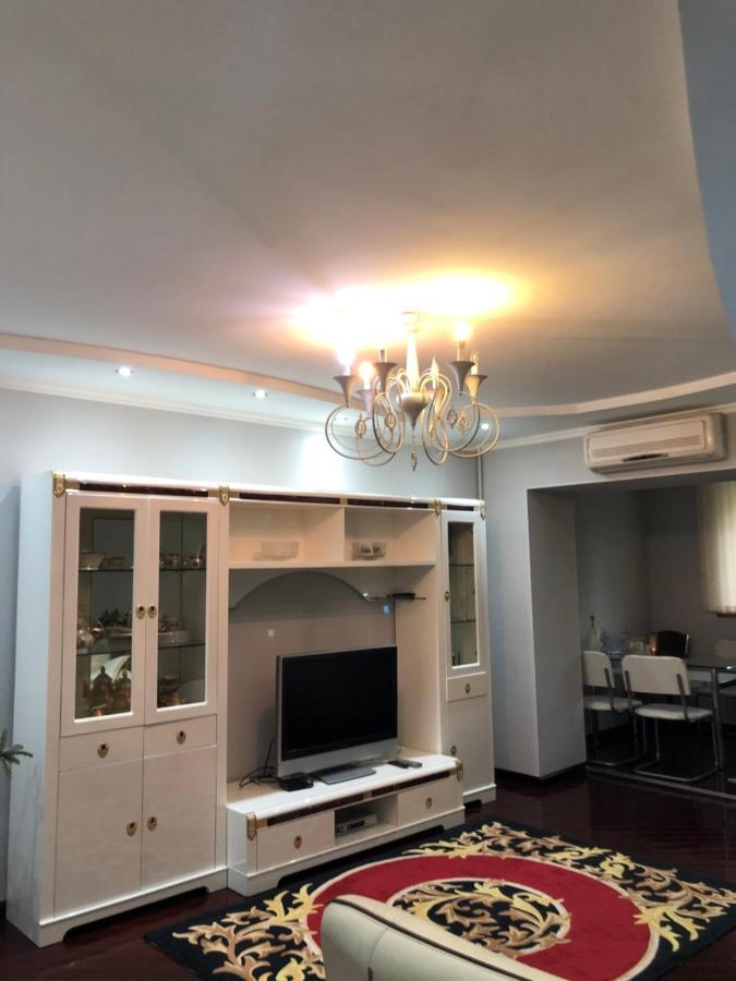 Beautiful Apartments In The Heart Of The City Tashkent Bagian luar foto