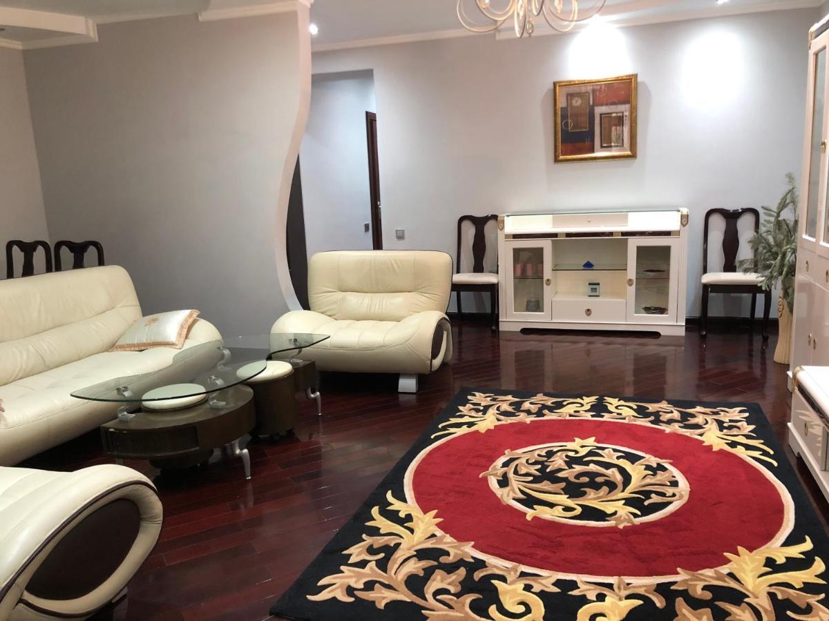 Beautiful Apartments In The Heart Of The City Tashkent Bagian luar foto